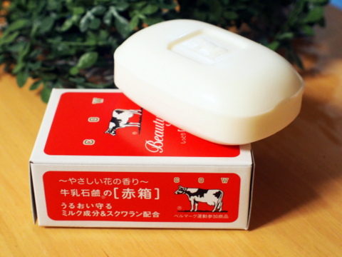 牛乳石鹸 赤箱 洗顔 口コミ